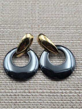 Gold Plated Circle Hematite Stone Dangle Earrings A6280